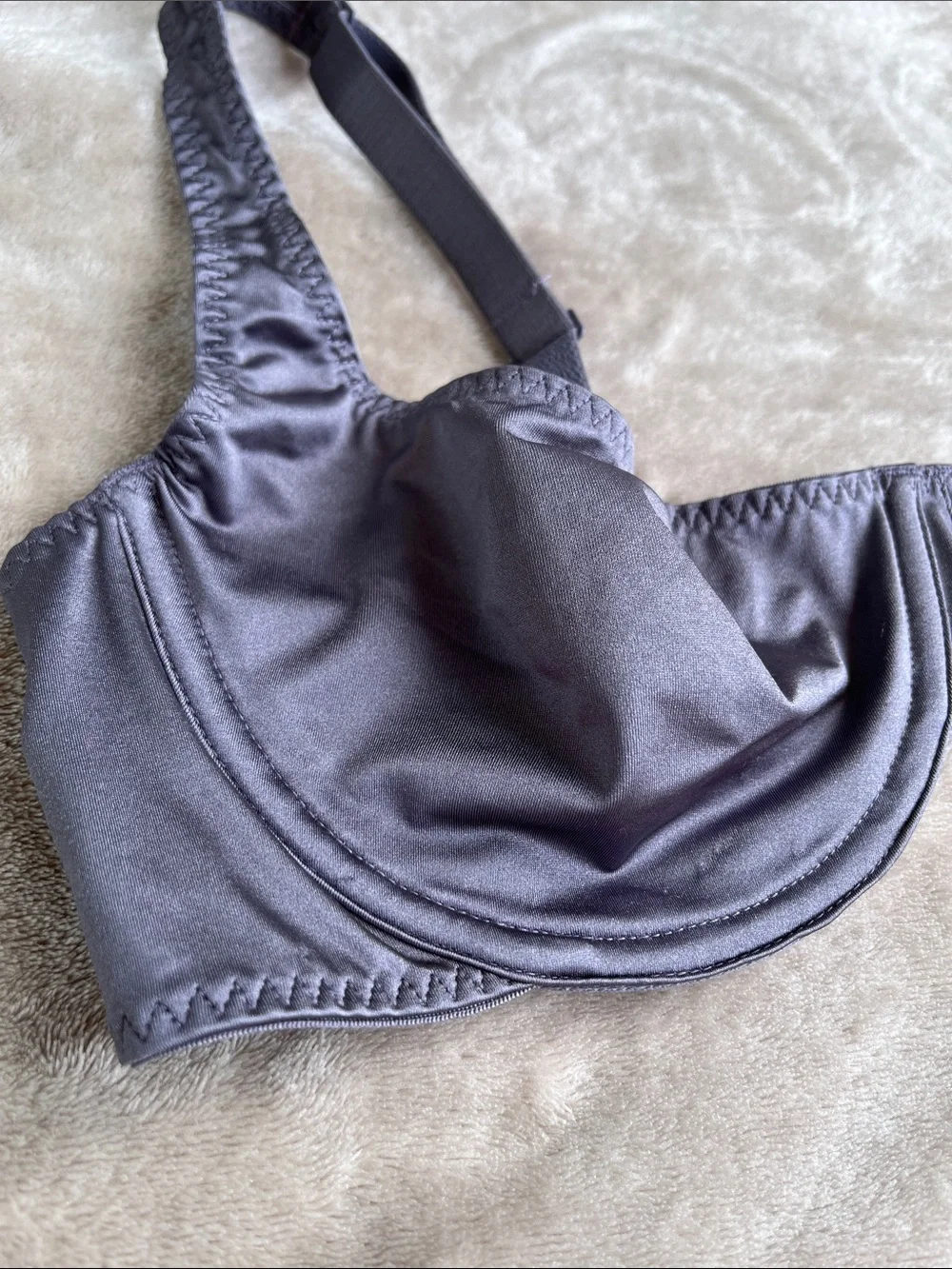 SKIMS Unlined Balconette Bra, Size 36C - Picture 3 of 12